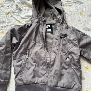 Toddler boy nike windbreaker size 3T
